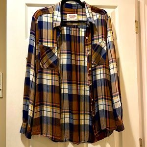 Mossimo Supply Co. button down boyfriend fit longsleeve shirt, sz xxl